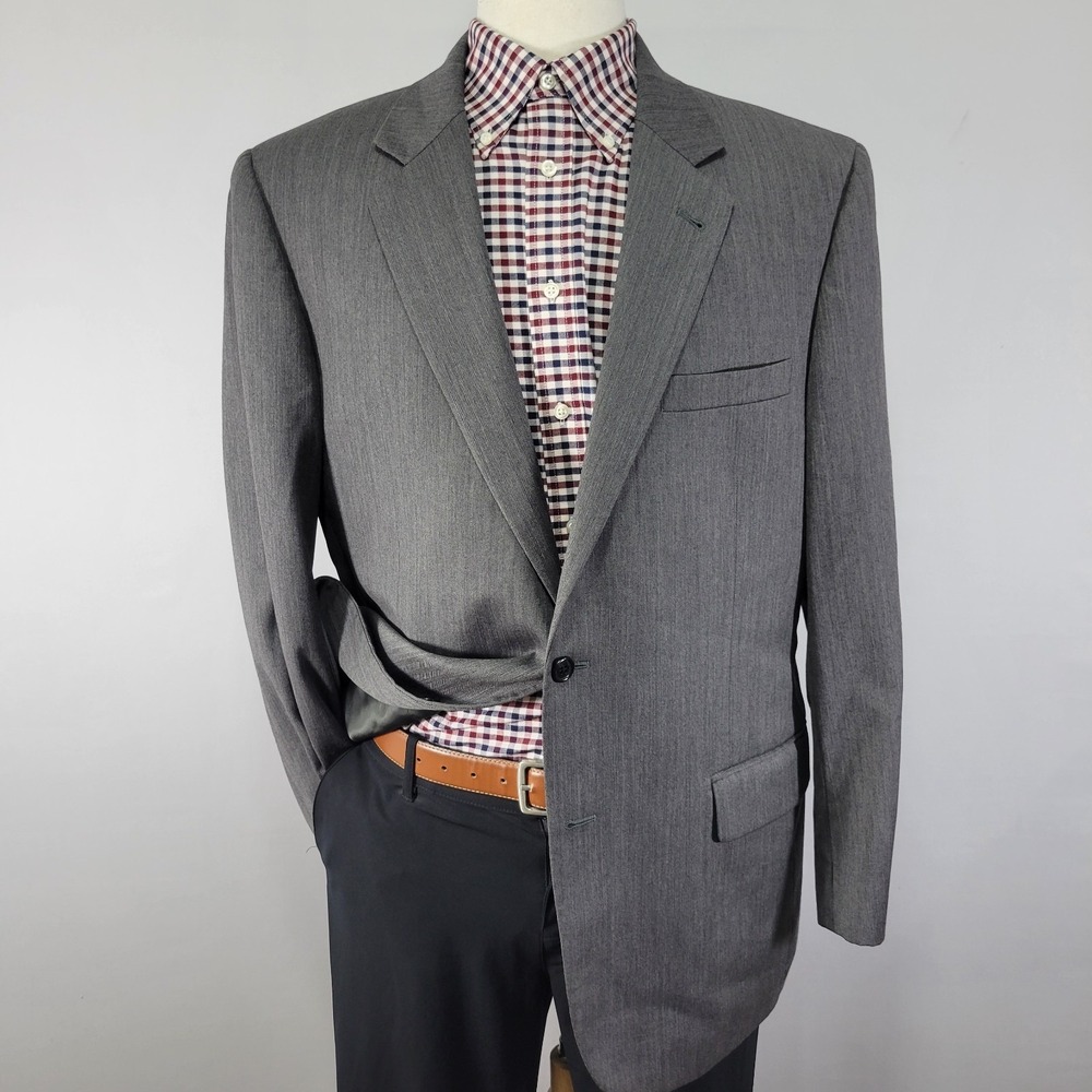 JOS A BANK Men's Sport Coat Blazer Two Button Gray Herringbone Wool Size 44R‎